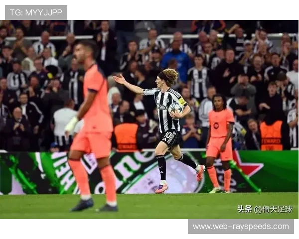 卡拉巴克锋线奇兵安德拉德创纪录三场欧战首秀连续进球