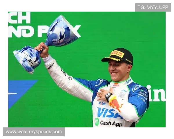 哈吉尔荷兰站首登领奖台，一度找不到领奖台方向